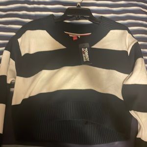Tommy Hilfiger sweater